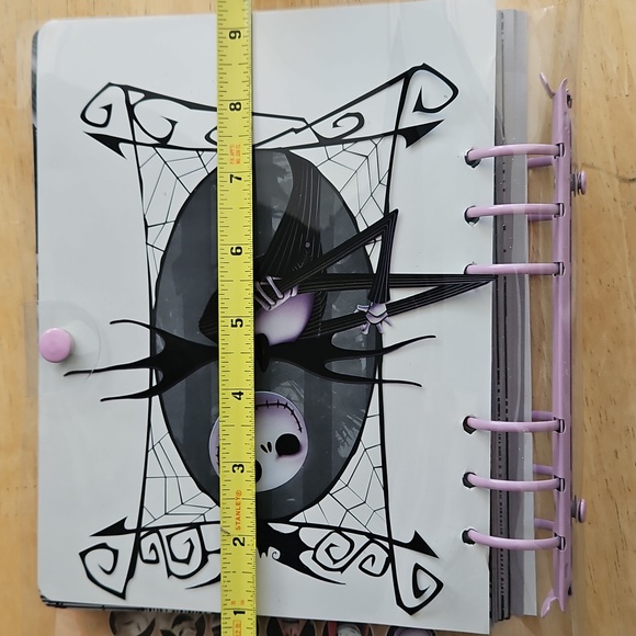 THE NIGHTMARE BEFORE CHRISTMAS SNAP FRONT JOURNAL AND STICKY NOTES - Picture 13 of 16